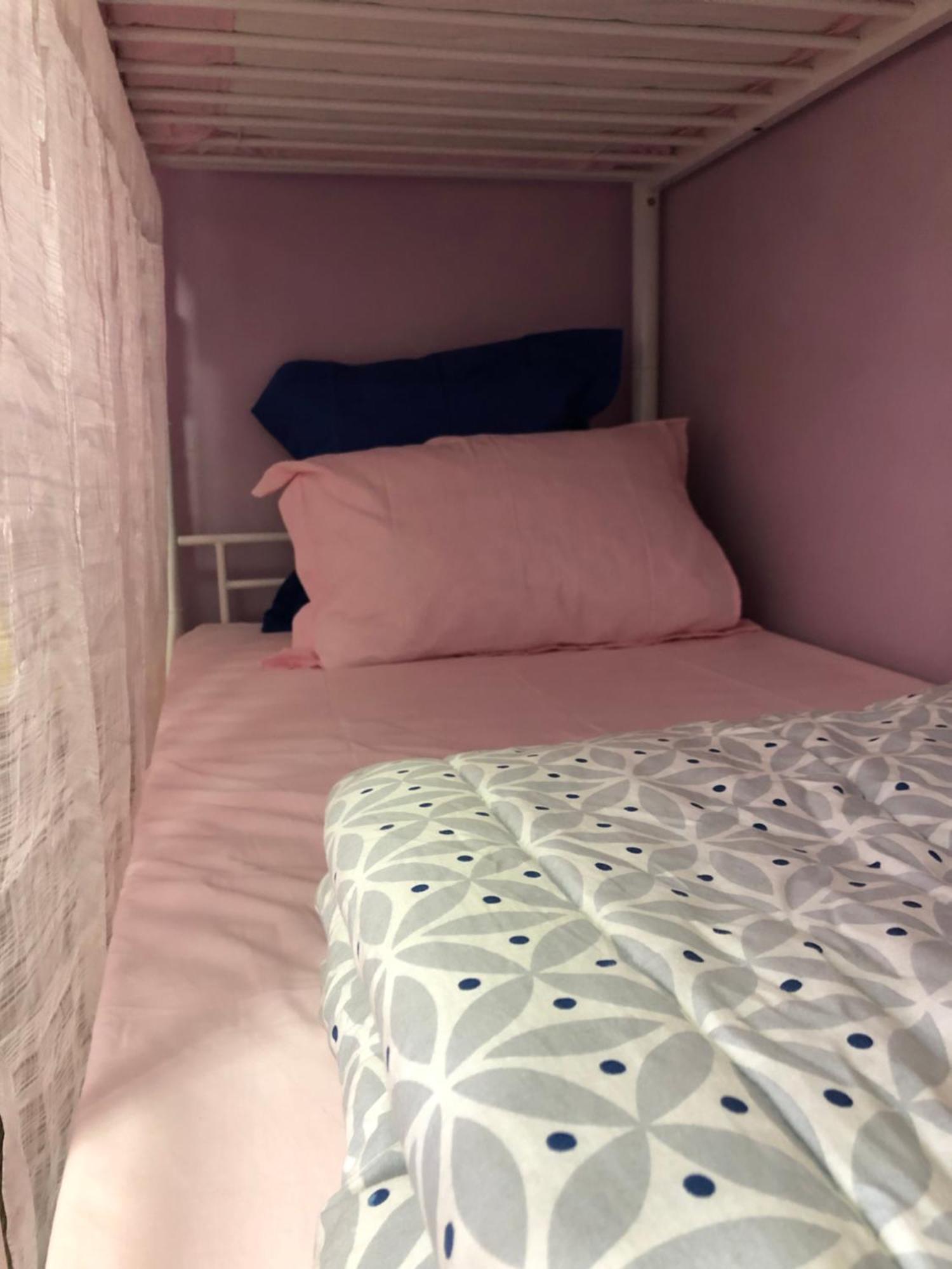 בוביני Female-Dortoir Femme -Dorm Shared Room Paris מראה חיצוני תמונה