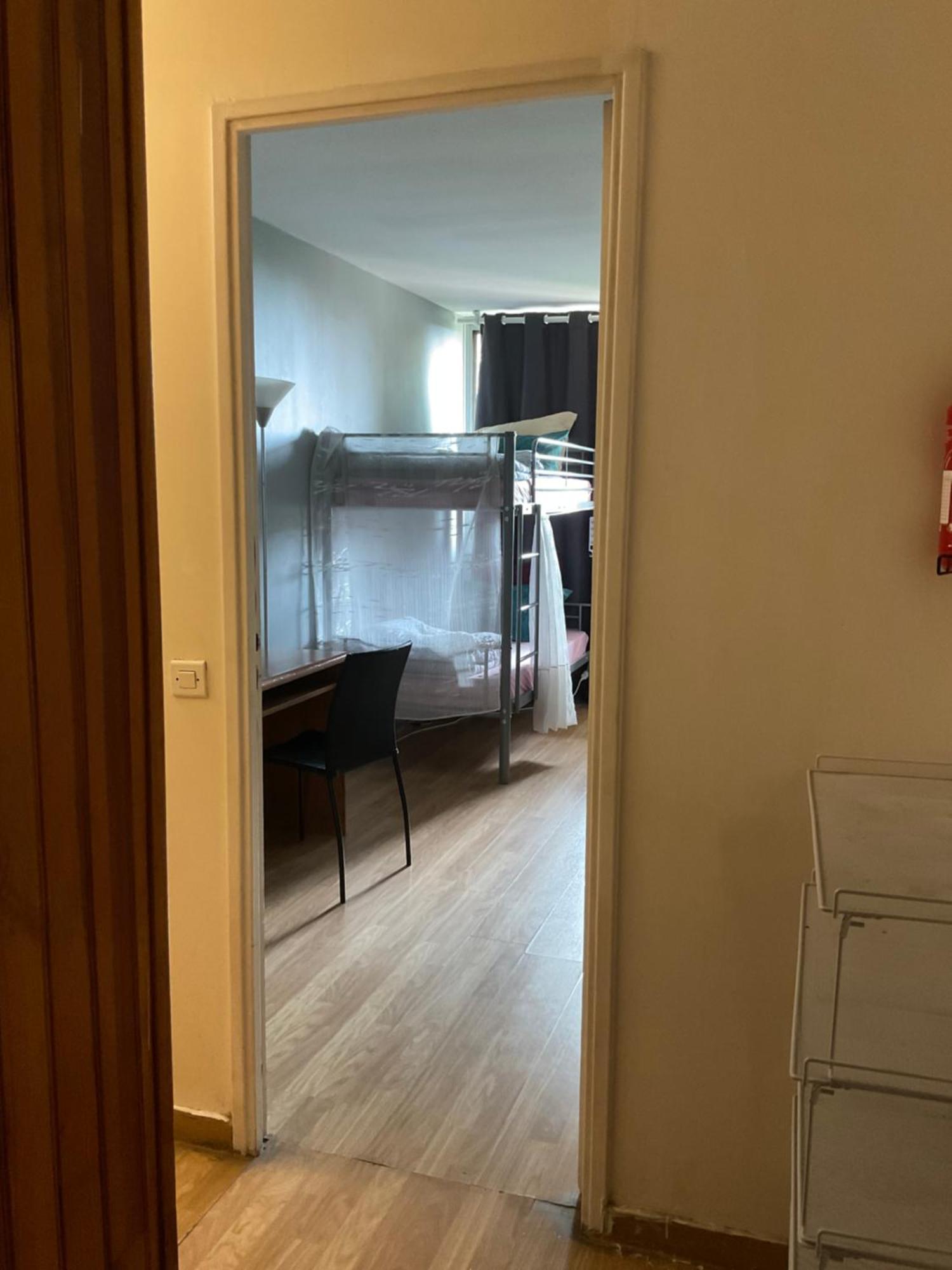 בוביני Female-Dortoir Femme -Dorm Shared Room Paris מראה חיצוני תמונה